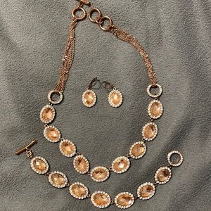Necklace,bracelet and pierced earrings. Wore x1 to son’s wedding. Dillards.